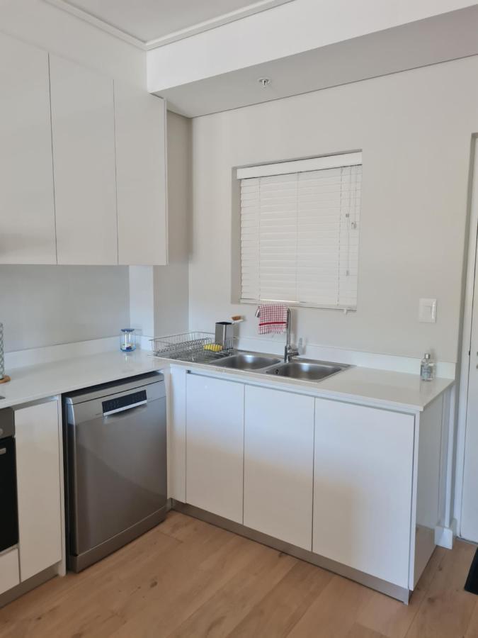116 The Esplanade * Hermanus